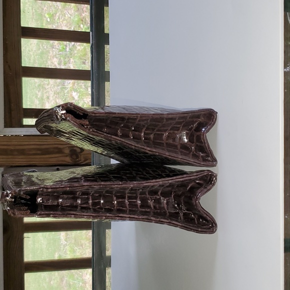 Two Piece Patent Leather Croc Print Traveler Bag Set - Picture 2 of 5